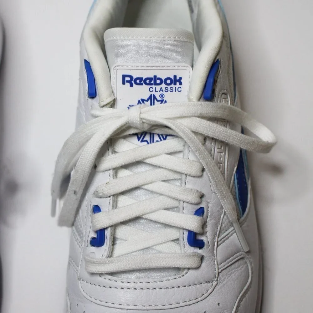 REEBOK Classic‎ EG7936 White Blue Sneaker Shoes 9